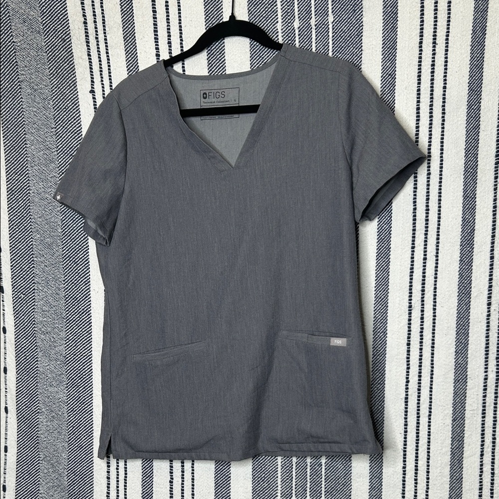 Figs Technical Collection Scrub Top